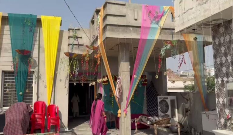 ਫਾਜ਼ਿਲਕਾ ’ਚ ਚੱਲ ਰਹੇ ਵਿਆਹ ਮੌਕੇ ਹੰਗਾਮਾ/ ਵਿਆਹ ਕਰਵਾਉਣ ਲਈ ਪਹੁੰਚਿਆ ਸੀ ਸ਼ਾਦੀਸ਼ੁਦਾ ਸ਼ਖਸ਼/ ਪੁਲਿਸ ਨੇ ਮੌਕੇ ’ਤੇ ਪਹੁੰਚੇ ਕੇ ਰੁਕਵਾਇਆ ਵਿਆਹ