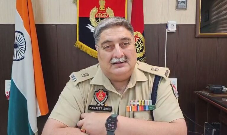 ਫਿਰੋਜ਼ਪੁਰ ਪੁਲਿਸ ਨਸ਼ੇ ਦੀ ਖੇਪ ਸਮੇਤ ਤਸਕਰ ਕਾਬੂ/ 150 ਗਰਾਮ ਅਫੀਮ ਤੇ ਸਾਢੇ 11 ਲੱਖ ਡਰੱਗ ਮਨੀ ਬਰਾਮਦ