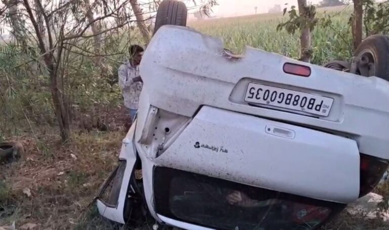 ਕਪੂਰਥਲਾ ’ਚ ਭਿਆਨਕ ਸੜਕ ਹਾਦਸੇ ’ਚ ਦੋ ਜਣਿਆਂ ਦੀ ਮੌਤ/ ਤੇਜ਼ ਰਫਤਾਰ ਕਾਰ ਨੇ ਸੜਕ ਕੰਢੇ ਰੇਹੜੀ ਨੂੰ ਮਾਰੀ ਟੱਕਰ/ ਕਾਰ ਚਾਲਕ ਤੇ ਰੇਹੜੀ ਵਾਲੇ ਨੌਜਵਾਨ ਦੀ ਦਰਦਨਾਕ ਮੌਤ