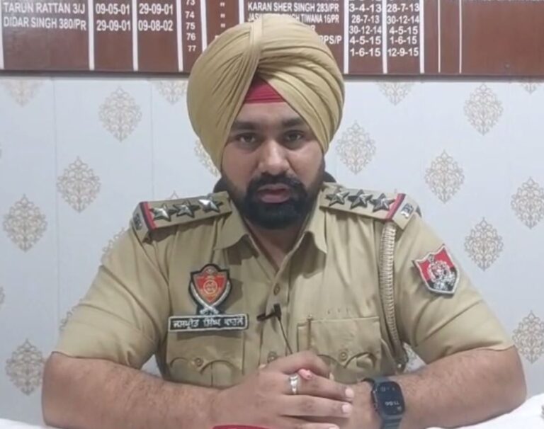 ਪਟਿਆਲਾ ’ਚ ਨੰਗਾ ਹੋਇਆ ਪੁਲਿਸ ਦਾ ਕਰੂਪ ਚਿਹਰਾ/ ਛੋਟਾ ਹਾਥੀ ਚਾਲਕ ਨੂੰ ਸੜਕ ’ਤੇ ਪਟਕਣ ਦੀ ਵੀਡੀਓ ਵਾਇਰਲ/ ਵਿਭਾਗ ਨੇ ਮੁਲਾਜ਼ਮ ਖਿਲਾਫ਼ ਕਾਰਵਾਈ ਕੀਤੀ ਸ਼ੁਰੂ