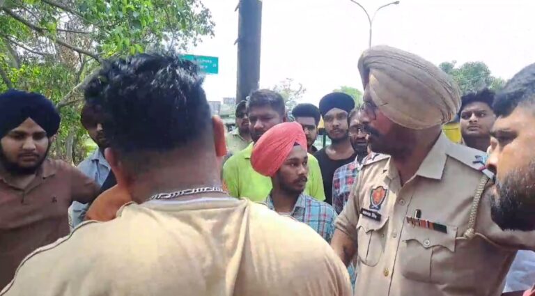 ਪਟਿਆਲਾ ’ਚ ਆਟੋ ਚਾਲਕ ਨਾਲ ਕੁੱਟਮਾਰ/ ਲੜਕੀ ਛੇੜਣ ਦੇ ਲੱਗੇ ਇਲਜ਼ਾਮ/ ਪੁਲਿਸ ਕਰ ਰਹੀ ਜਾਂਚ