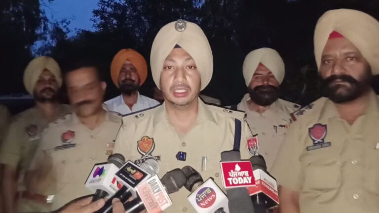 ਬਟਾਲਾ ਪੁਲਿਸ ਵੱਲੋਂ ਗੈਂਗਸਟਰ ਦਾ ਐਨਕਾਊਟਰ/ ਹਥਿਆਰਾਂ ਦੀ ਰਿਕਵਰੀ ਦੌਰਾਨ ਹੋਇਆ ਮੁਕਾਬਲਾ/ ਪੁਲਿਸ ਨੇ ਗੈਂਗਸਟਰ ਨੂੰ ਜ਼ਖ਼ਮੀ ਹਾਲਤ ’ਚ ਕੀਤਾ ਕਾਬੂ