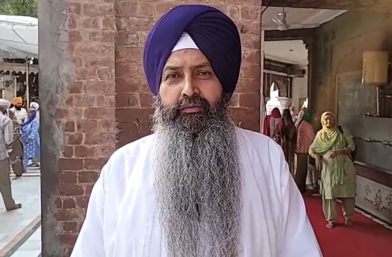 ਸ੍ਰੀ ਦਰਬਾਰ ਸਾਹਿਬ ਵਿਖੇ ਮਨਾਇਆ ਗੁਰੂ ਅਮਰਦਾਸ ਜੀ ਦਾ ਪ੍ਰਕਾਸ਼ ਪੁਰਬ/ ਪ੍ਰਕਾਸ਼ ਪੁਰਬ ਮਨਾਉਣ ਲਈ ਨਤਮਸਤਕ ਹੋਣ ਪਹੁੰਚ ਰਹੀ ਸੰਗਤ/ ਸ਼੍ਰੋਮਣੀ ਕਮੇਟੀ ਨੇ ਸੰਗਤ ਦੀ ਆਮਦ ਦੇ ਮੱਦੇਨਜ਼ਰ ਕੀਤੇ ਪੁਖਤਾ ਪ੍ਰਬੰਧ