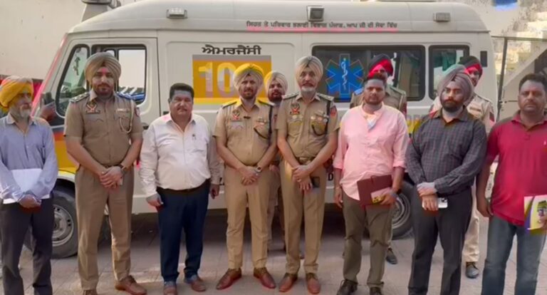 ਜਲੰਧਰ ਪੁਲਿਸ ਦੇ ਫਰਜ਼ੀ ਨਸ਼ਾ ਛੁਡਾਊ ਕੇਂਦਰ ’ਤੇ ਛਾਪਾ/ ਵੱਖ ਵੱਖ ਥਾਵਾਂ ’ਤੇ ਸਥਿਤ ਫਰਜ਼ੀ ਸੈਂਟਰਾਂ ਦੀ ਕੀਤੀ ਜਾਂਚ/ ਸੈਂਟਰ ’ਚ ਰੱਖੇ 76 ਜਣਿਆਂ ਨੂੰ ਕਰਵਾਇਆ ਆਜ਼ਾਦ