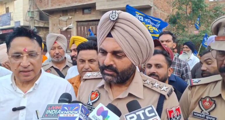 ਅੰਮ੍ਰਿਤਸਰ ਵਿਖੇ ਕੱਢੀ ਗਈ ਨਸ਼ਾ ਮੁਕਤੀ ਯਾਤਰਾ/ ਵਿਧਾਇਕ ਅਜੇ ਗੁਪਤਾ ਨੇ ਯਾਤਰਾ ਦੀ ਕੀਤੀ ਅਗਵਾਈ/ ਕਿਹਾ, ਨਸ਼ਾ ਪੀੜਤਾਂ ਦਾ ਇਲਾਜ਼ ਬਾਦ ਕੀਤਾ ਜਾਵੇਗਾ ਪੁਨਰਵਾਸ