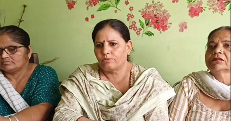 ਫਤਿਹਗੜ੍ਹ ਸਾਹਿਬ ਵਿਖੇ ਆਗਣਵਾੜੀ ਵਰਕਰਾਂ ਦੀ ਮੀਟਿੰਗ/ ਜ਼ਿਮਨੀ ਚੋਣਾਂ ਦੌਰਾਨ ਸਰਕਾਰਾਂ ਦੀਆਂ ਨੀਤੀਆਂ ਖਿਲਾਫ ਪ੍ਰਚਾਰ ਦਾ ਐਲਾਨ