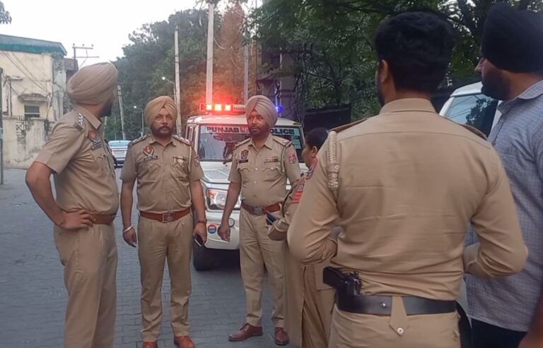 ਮੰਡੀ ਗੋਬਿੰਦਗੜ੍ਹ ਪੁਲਿਸ ਦੀ ਨਸ਼ਾ ਤਸਕਰਾਂ ’ਤੇ ਨਜ਼ਰ/ ਤਸਕਰਾਂ ਦੀ ਪਛਾਣ ਲਈ ਲਗਾਏ ਸੀਸੀਟੀਵੀ ਕੈਮਰੇ/ ਨਸ਼ਾ ਤਸਕਰਾਂ ਨੂੰ ਸਖ਼ਤ ਕਾਰਵਾਈ ਦੀ ਦਿੱਤੀ ਚਿਤਾਵਨੀ