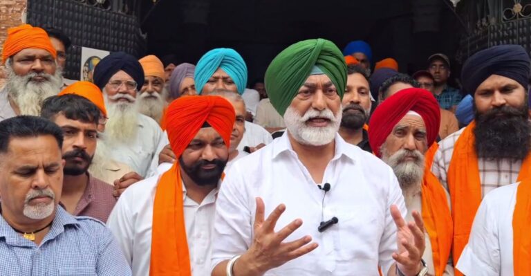 ਬੁਲੱਥ ਹਲਕੇ ’ਚ ਆਮ ਆਦਮੀ ਪਾਰਟੀ ਨੂੰ ਲੱਗਾ ਵੱਡਾ ਝਟਕਾ/ ਕਈ ਪਰਿਵਾਰਾਂ ਨੇ ਆਪ ਛੱਡ ਕੇ ਥੰਮਿਆਂ ਕਾਂਗਰਸ ਦਾ ਹੱਥ/ ਕਾਂਗਰਸੀ ਵਿਧਾਇਕ ਸੁਖਪਾਲ ਖਹਿਰੇ ਨੇ ਕਰਵਾਇਆ ਸ਼ਾਮਲ
