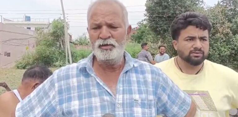 ਨੰਗਲ ’ਚ ਚੋਰਾਂ ਨੇ ਗੱਡੀਆਂ ਨੂੰ ਬਣਾਇਆ ਨਿਸ਼ਾਨਾ/ ਗੱਡੀ ਦੇ ਟਾਇਰ ਤੇ ਬੈਟਰੀਆਂ ਲਾਹ ਕੇ ਹੋਏ ਫਰਾਰ