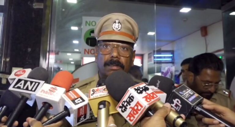 ਅੰਮ੍ਰਿਤਸਰ ’ਚ ਤਿੰਨ ਸਾਲਾ ਬੱਚੀ ਦੀ ਲੱਤ ’ਚ ਲੱਗੀ ਗੋਲੀ/ ਟਿਊਸ਼ਨ ਪੜ੍ਹਨ ਜਾਣ ਦੌਰਾਨ ਵਾਪਰੀ ਘਟਨਾ/ ਡਾਕਟਰੀ ਜਾਂਚ ’ਚ ਹੋਇਆ ਖੁਲਾਸਾ, ਪੁਲਿਸ ਕਰ ਰਹੀ ਜਾਂਚ