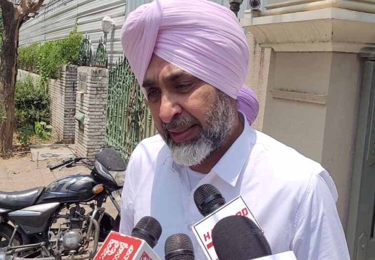 ਸੁਖਦੇਵ ਸਿੰਘ ਢੀਂਡਸਾ ਨੂੰ ਯਾਦ ਕਰ ਕੇ ਭਾਵੁਕ ਹੋਏ ਮਨਪ੍ਰੀਤ ਬਾਦਲ/ ਗਿੱਦੜਬਾਹਾ ਚੋਣ ਦੌਰਾਨ ਨਿਭਾਏ ਰੋਲ ਨੂੰ ਕੀਤਾ ਯਾਦ