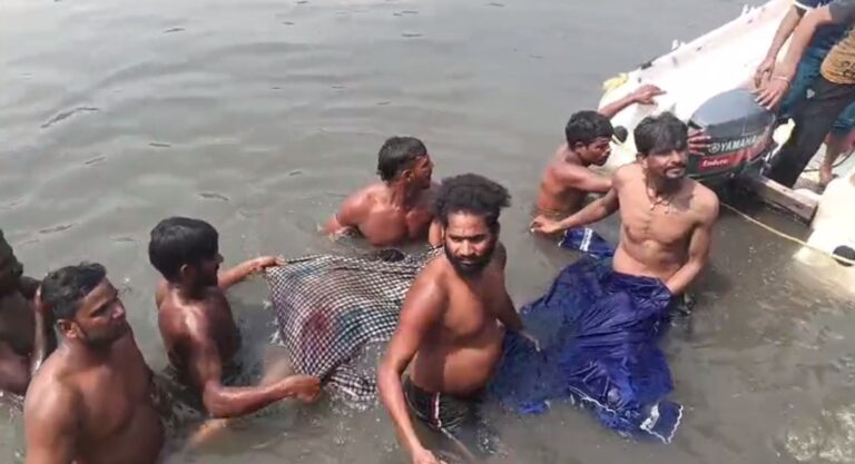 ਲੁਧਿਆਣਾ ’ਚ ਨਹਿਰ ’ਚ ਡੁੱਬਣ ਕਾਰਨ ਦੋ ਬੱਚਿਆਂ ਦੀ ਮੌਤ/ ਨਹਿਰ ’ਚ ਨਹਾਉਣ ਦੌਰਾਨ ਵਾਪਰਿਆ ਹਾਦਸਾ/ ਪੁਲਿਸ ਨੇ ਲਾਸ਼ਾਂ ਕਬਜ਼ੇ ’ਚ ਲੈ ਕੇ ਜਾਂਚ ਕੀਤੀ ਸ਼ੁਰੂ