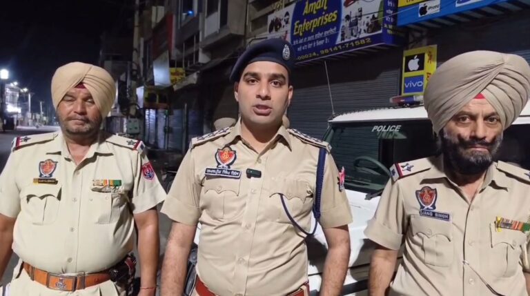 ਸ੍ਰੀ ਮੁਕਤਸਰ ਪੁਲਿਸ ਦੀ ਰਾਤ ਭਰ ਦੀ ਨਾਈਟ ਡੋਮੀਨੇਸ਼ਨ ਮੁਹਿੰਮ/ ਨਸ਼ਾ ਤੇ ਅਪਰਾਧ ਖ਼ਿਲਾਫ਼ ਚਲਾਇਆ ਗਿਆ ਚੈਕਿੰਗ ਓਪਰੇਸ਼ਨ