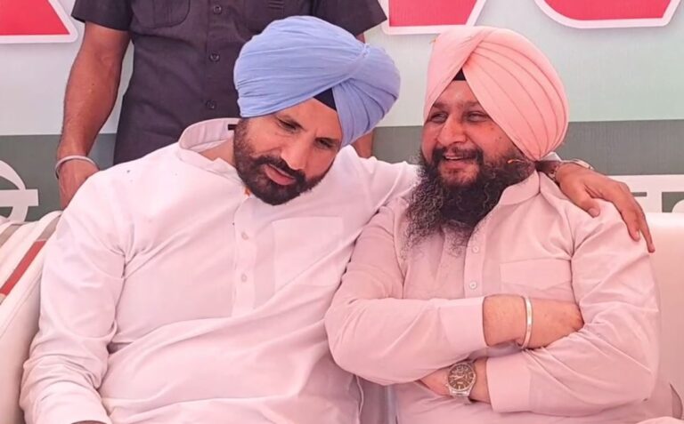 ਬਟਾਲਾ ’ਚ ਪੰਜਾਬ ਕਾਂਗਰਸ ਦੇ ਦਿੱਗਜ਼ ਆਗੂਆਂ ਦੀ ਮੀਟਿੰਗ/ ਰਾਜਾ ਵੜਿੰਗ, ਪ੍ਰਤਾਪ ਬਾਜਵਾ, ਸੁਖਜਿੰਦਰ ਰੰਧਾਵਾ ਰਹੇ ਮੌਜੂਦ/ ਅਮਨ ਕਾਨੂੰਨ ਨੂੰ ਲੈ ਕੇ ਪੰਜਾਬ ਸਰਕਾਰ ਵੱਲ ਸਾਧੇ ਨਿਸ਼ਾਨੇ
