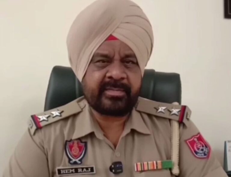 ਪਠਾਨਕੋਟ ਪੁਲਿਸ ਵੱਲੋਂ ਫਰਾਰ ਮੁਲਜ਼ਮ ਮੁੜ ਗ੍ਰਿਫ਼ਤਾਰ/ ਮੈਡੀਕਲ ਕਰਵਾਉਣ ਦੌਰਾਨ ਹਿਰਾਸਤ ’ਚੋਂ ਹੋਇਆ ਸੀ ਫਰਾਰ/ ਪੁਲਿਸ ਨੇ ਮੁਲਜਮ ਨੂੰ ਗ੍ਰਿਫ਼ਤਾਰ ਕਰ ਕੇ ਕਾਰਵਾਈ ਕੀਤੀ ਸ਼ੁਰੂ