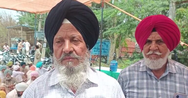 ਮਲੋਟ ਪਾਵਰਕਾਮ ਦਫਤਰ ਅੱਗੇ ਪੈਨਸ਼ਨਰਾਂ ਦਾ ਧਰਨਾ/ ਬਕਾਏ ਦੀ ਮੰਗ ਨੂੰ ਲੈ ਕੇ ਕੀਤੀ ਨਾਅਰੇਬਾਜ਼ੀ