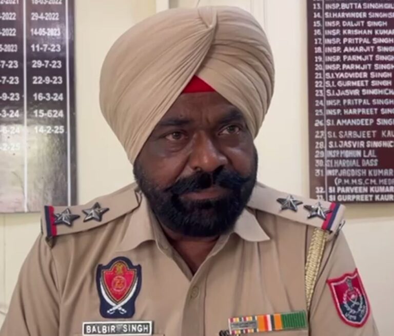 ਮਾਨਸਾ ਦੇ ਸਰਕਾਰੀ ਹਸਪਤਾਲ ਤੋਂ ਹਵਾਲਾਤੀ ਫਰਾਰ/ ਡਾਕਟਰੀ ਜਾਂਚ ਦੌਰਾਨ ਪੁਲਿਸ ਮੁਲਜ਼ਮਾਂ ਨੂੰ ਦਿੱਤਾ ਚਕਮਾ/ ਪੁਲਿਸ ਨੇ ਮਾਮਲਾ ਦਰਜ ਕਰ ਕੇ ਭਾਲ ਕੀਤੀ ਸ਼ੁਰੂ