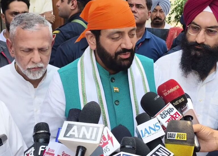 ਸੰਗਰੂਰ ਪਹੁੰਚੇ ਹਰਿਆਣਾ ਦੇ ਸੀਐਮ ਨਾਇਬ ਸਿੰਘ ਸੈਣੀ/  ਸੁਖਦੇਵ ਸਿੰਘ ਢੀਂਡਸਾ ਦੇ ਪਰਿਵਾਰ ਨਾਲ ਸਾਂਝਾ ਕੀਤਾ ਦੁੱਖ