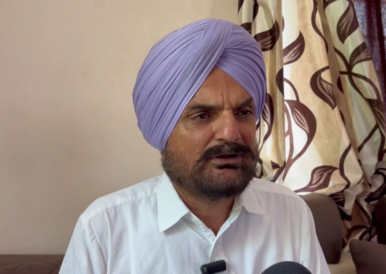 ਸਿੱਧੂ ਮੂਸੇਵਾਲਾ ਦੇ ਕਤਲ ’ਤੇ ਬਣੀ ਡਾਕੂਮੈਂਟਰੀ ਨੂੰ ਲੈ ਕੇ ਵਿਵਾਦ/ ਪਿਤਾ ਬਲਕੌਰ ਸਿੰਘ ਨੇ ਮਹਾਰਾਸ਼ਟਰ ਦੇ ਡੀਜੀਪੀ ਵੱਲ ਲਿਖਿਆ ਪੱਤਰ/ ਸਹਿਮਤੀ ਤੋਂ ਬਿਨਾਂ ਬਣੀ ਡਾਕੂਮੈਂਟਰੀ ’ਤੇ ਰੋਕ ਲਾਉਣ ਦੀ ਮੰਗ