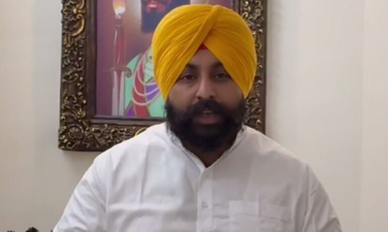 ਸ੍ਰੀ ਕੇਸਗੜ੍ਹ ਸਾਹਿਬ ਨੂੰ ਜਾਂਦੀ ਸੜਕ ਦੇ ਨਾਮ ਨੂੰ ਲੈ ਕੇ ਵੱਡਾ ਫੈਸਲਾ/ ਸਾਹਿਬਜ਼ਾਦਾ ਜੁਝਾਰ ਸਿੰਘ ਮਾਰਗ ਰੱਖਿਆ ਸੜਕ ਦਾ ਨਾਮ/ ਸਿੱਖਿਆ ਮੰਤਰੀ ਹਰਜੋਤ ਬੈਂਸ ਨੇ ਸਾਂਝਾ ਕੀਤੀ ਜਾਣਕਾਰੀ