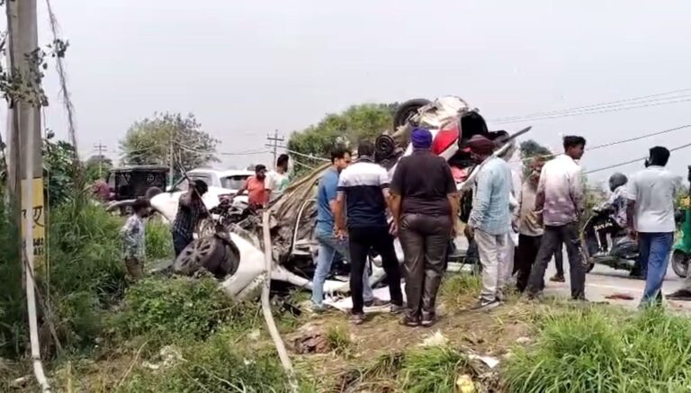 ਜਲੰਧਰ ’ਚ ਭਿਆਨਕ ਹਾਦਸੇ ਦੌਰਾਨ ਨੌਜਵਾਨ ਦੀ ਮੌਤ/ ਪਿੰਡ ਰਾਏਪੁਰ-ਰਸੂਲਪੁਰ ਬਲਾਂ ਨੇੜੇ ਪਲਟੀ ਬੇਕਾਬੂ ਕਾਰ