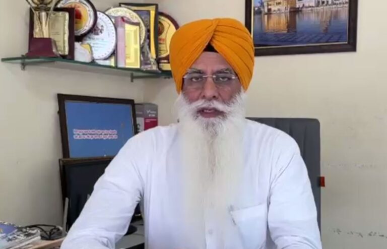 ਸ਼੍ਰੋਮਣੀ ਕਮੇਟੀ ਵੱਲੋਂ ਦਰਬਾਰ ਸਾਹਿਬ ਨੂੰ ਧਮਕੀ ਦੇਣ ਦੀ ਨਿਖੇਧੀ; ਐਸਜੀਪੀਸੀ ਮੈਂਬਰ ਗੁਰਚਰਨ ਸਿੰਘ ਗਰੇਵਾਲ ਬੋਲੇ, ਚੜ੍ਹ ਕੇ ਆਏ ਨੂੰ ਤੇਗ਼ ਤੇ ਨਿਵ ਕੇ ਆਏ ਨੂੰ ਦੇਗ ਮਿਲਦੀ ਐ…