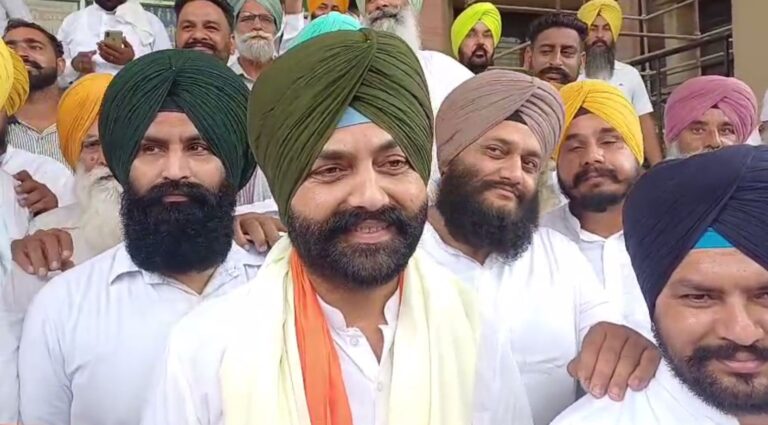 ਤਰਨ ਤਾਰਨ ਜ਼ਿਮਨੀ ਚੋਣ ਲਈ ਆਮ ਆਦਮੀ ਪਾਰਟੀ ਸਰਗਰਮੀ; ਕੈਬਨਿਟ ਮੰਤਰੀ ਲਾਲਜੀਤ ਭੁੱਲਰ ਦੀ ਆਗੂਆਂ ਨਾਲ ਮੀਟਿੰਗ; ਕਿਹਾ, ਹਰਮੀਤ ਸੰਧੂ ਨੂੰ ਵਿਧਾਇਕ ਬਣਾਉਣ ਲਈ ਇਕਜੁਟ ਐ ਸਾਰੀ ਪਾਰਟੀ