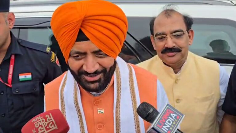 ਸੁਨਾਮ ਪਹੁੰਚੇ ਹਰਿਆਣਾ ਦੇ ਮੁੱਖ ਮੰਤਰੀ ਨਾਇਬ ਸਿੰਘ ਸੈਣੀ; ਸ਼ਹੀਦ ਸਿੰਘ ਊਧਮ ਸਿੰਘ ਨੂੰ ਸ਼ਹੀਦੀ ਦਿਹਾੜੇ ਮੌਕੇ ਦਿੱਤੀ ਸ਼ਰਧਾਂਜਲੀ