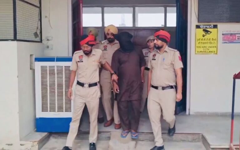 ਫਰੀਦਕੋਟ ਪੁਲਿਸ ਵੱਲੋਂ ਨਸ਼ੀਲੀਆਂ ਗੋਲੀਆਂ ਸਮੇਤ ਇਕ ਕਾਬੂ/ 700 ਨਸ਼ੀਲੀਆ ਗੋਲੀਆ ਤੇ 2000 ਕੈਪਸੂਲ ਬਰਾਮਦ