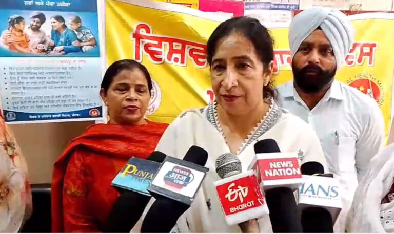 ਅੰਮ੍ਰਿਤਸਰ ਦੇ ਸਿਵਲ ਹਸਪਤਾਲ ਮਨਾਇਆ ਵਿਸ਼ਵ ਆਬਾਦੀ ਦਿਹਾੜਾ, ਸਿਵਲ ਸਰਜਨ ਨੇ ਲੋਕਾਂ ਨੂੰ ਕੇਵਲ ਦੋ ਬੱਚੇ ਹੀ ਪੈਦਾ ਕਰਨ ਦੀ ਕੀਤੀ ਅਪੀਲ, ਫੈਮਲੀ ਪਲਾਨਿੰਗ ਰਾਹੀਂ ਛੋਟੇ ਪਰਿਵਾਰ ਦੀ ਚੰਗੀ ਪਰਵਰਿਸ਼ ਦੀ ਦਿੱਤੀ ਸਲਾਹ