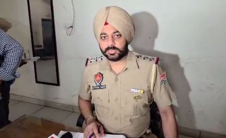 ਜ਼ੀਰਕਪੁਰ ’ਚ ਨਬਾਲਿਗ ਨੂੰ ਅਗਵਾ ਕਰ ਕੇ ਜਬਰ ਜਨਾਹ; ਪੁਲਿਸ ਨੇ ਦੋ ਅਣਪਛਾਤਿਆਂ ਖਿਲਾਫ ਦਰਜ ਕੀਤਾ ਕੇਸ