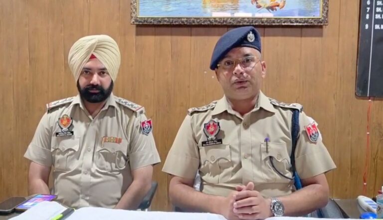 ਅੰਮ੍ਰਿਤਸਰ ਪੁਲਿਸ ਦੀ ਗ਼ਲਤ ਕੰਮਾਂ ’ਚ ਸ਼ਾਮਲ ਹੋਟਲ ਮਾਲਕਾਂ ਨੂੰ ਚਿਤਾਵਨੀ/ ਦੇਹ ਵਪਾਰ ’ਚ ਸ਼ਮੂਲੀਅਤ ਵਾਲਿਆਂ ’ਤੇ ਹੋਵੇਗੀ ਸਖ਼ਤ ਕਾਰਵਾਈ/ ਵੀਡੀਓ ਵਾਇਰਲ ਹੋਣ ਬਾਅਦ ਪੁਲਿਸ ਨੇ ਰੱਖਿਆ ਆਪਣਾ ਪੱਖ