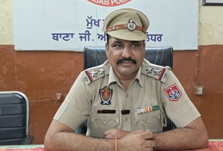 ਜਲੰਧਰ ਰੇਲਵੇ ਲਾਈਨਾਂ ’ਤੇ ਚੱਲੀ ਗੋਲੀ ਨਾਲ ਇਕ ਜ਼ਖ਼ਮੀ; ਦੋ ਧਿਰਾਂ ਵਿਚਾਲੇ ਲੜਾਈ ਦੀ ਵੀਡੀਓ ਹੋਈ ਵਾਇਰਲ; ਪੁਲਿਸ ਨੇ ਵੀਡੀਓ ਦੇ ਆਧਾਰ ’ਤੇ ਜਾਂਚ ਕੀਤੀ ਸ਼ੁਰੂ