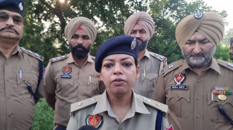 ਫਰੀਦਕੋਟ ਪੁਲਿਸ ਵੱਲੋਂ ਗੈਂਗਸਟਰ ਦਾ ਐਨਕਾਊਂਟਰ; ਹਥਿਆਰ ਬਰਾਮਦਗੀ ਦੌਰਾਨ ਪੁਲਿਸ ’ਤੇ ਚਲਾਈ ਗੋਲੀ; ਜਵਾਬੀ ਕਾਰਵਾਈ ਦੌਰਾਨ ਲੱਤ ’ਚ ਵੱਜੀ ਗੋਲੀ