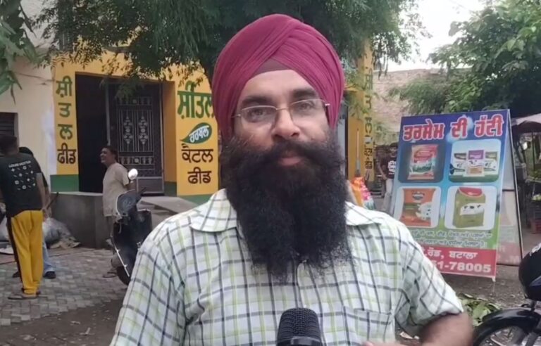 ਨੌਜਵਾਨਾਂ ਲਈ ਰਾਹ ਦਸੇਰਾ ਬਣਿਆ ਪ੍ਰਾਈਵੇਟ ਅਧਿਆਪਕ ਰਵਿੰਦਰ ਸਿੰਘ; ਬੱਚਿਆਂ ਨੂੰ ਪੜ੍ਹਾਉਣ ਦੇ ਨਾਲ ਸ਼ਾਮ ਵੇਲੇ ਲਾਉਂਦਾ ਦਹੀਂ ਭੱਲਿਆਂ ਦੀ ਦੁਕਾਨ; ਨੌਜਵਾਨਾਂ ਨੂੰ ਵਿਦੇਸ਼ ਦੀ ਥਾਂ ਇੱਥੇ ਰਹਿ ਕੇ ਕੰਮ ਕਰਨ ਦਾ ਦਿੱਤਾ ਸੁਨੇਹਾ