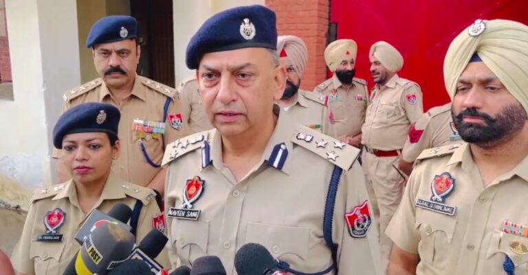 ਫਰੀਦਕੋਟ ਮਾਡਰਨ ਜੇਲ੍ਹ ਦੀ ਅਚਨਚੇਤ ਚੌਕਿੰਗ; ਐਸਐਸਪੀ ਸਮੇਤ 200 ਮੁਲਾਜਮਾਂ ਨੇ ਲਿਆ ਹਿੱਸਾ; ਜੇਲ੍ਹ ਬੈਰਕਾਂ ਤੋਂ ਇਲਾਵਾ ਬਾਹਰੀ ਦੀਵਾਰਾਂ ਦੀ ਕੀਤੀ ਜਾਂਚ