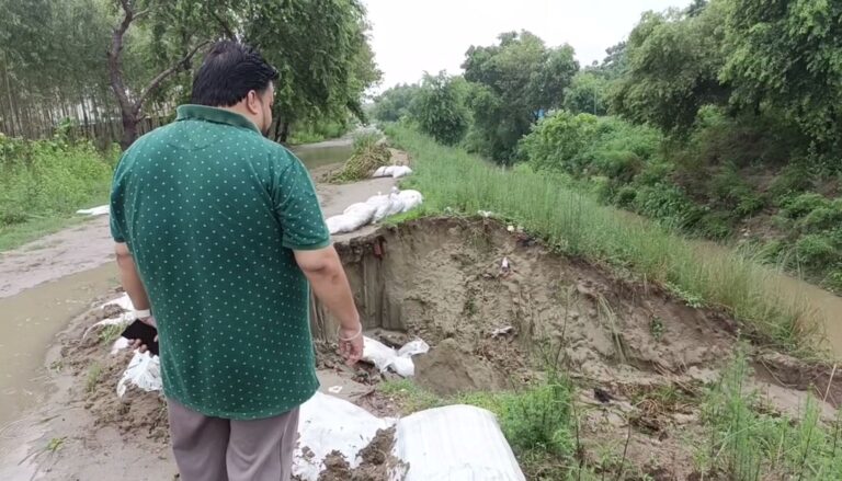 ਹੁਸ਼ਿਆਰਪੁਰ ’ਚ ਤੇਜ਼ ਬਾਰਿਸ਼ ਨਾਲ ਨਹਿਰ ’ਚ ਪਏ ਪਾੜ/ ਕੰਢੀ ਨਹਿਰ ਦੇ ਕਿਨਾਰਿਆਂ ਨੂੰ ਪਹੁੰਚਿਆ ਭਾਰੀ ਨੁਕਸਾਨ/ ਸਥਾਨਕ ਵਾਸੀਆਂ ਨੇ ਨਹਿਰੀ ਵਿਭਾਗ ਤੋਂ ਤੁਰੰਤ ਹੱਲ ਦੀ ਕੀਤੀ ਮੰਗ