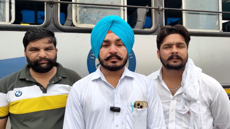 ਬਠਿੰਡਾ ਬੱਸ ਅੱਡੇ ਮੂਹਰੇ ਪਨਬਸ ਮੁਲਾਜ਼ਮਾਂ ਦਾ ਧਰਨਾ/ 9 ਤੋਂ 11 ਜੁਲਾਈ ਤਕ ਬੱਸਾਂ ਦਾ ਚੱਕਾ ਜਾਮ ਕਰਨ ਦਾ ਐਲਾਨ