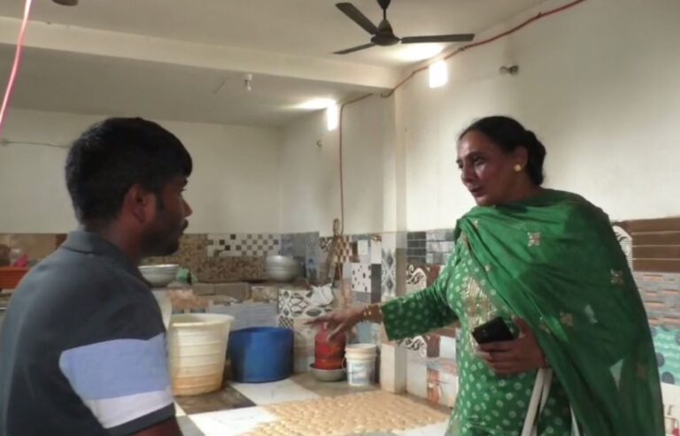 ਲੁਧਿਆਣਾ ਸਿਹਤ ਵਿਭਾਗ ਦਾ ਸੋਇਆ ਚਾਪ ਫੈਕਟਰੀ ’ਤੇ ਛਾਪਾ/ ਗੰਦੇ ਤਰੀਕੇ ਤੇ ਵਾਤਾਵਰਣ ’ਚ ਤਿਆਰ ਕੀਤੇ ਜਾ ਰਹੇ ਸੀ ਸੋਇਆ ਚਾਪ