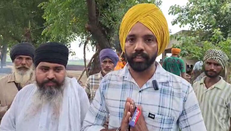 ਮਲੇਰਕੋਟਲਾ ਦੇ ਪਿੰਡ ਮਾਣਕਵਾਲ ’ਚ ਇਕੋ ਸਮੇਂ ਬਲੇ 8 ਸ਼ਿਵੇ; ਧਾਰਮਿਕ ਸਥਾਨ ਤੋਂ ਪਰਤਦੇ ਸਮੇਂ ਹਾਦਸੇ ’ਚ ਹੋਈ ਸੀ ਮੌਤ; ਸਰਕਾਰ ਤੋਂ ਪੀੜਤ ਲੋਕਾਂ ਨੂੰ ਬਣਦੀ ਸਹਾਇਤਾ ਦੀ ਕੀਤੀ ਮੰਗ