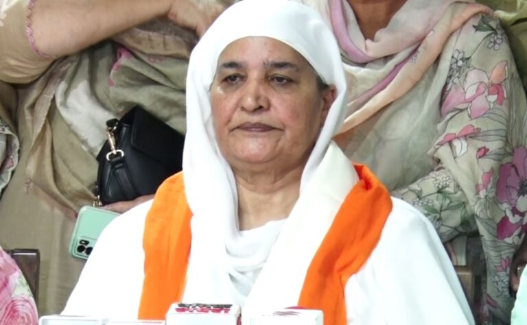 ਨਵਾਂ ਅਕਾਲੀ ਦਲ ਦੇ ਇਸਤਰੀ ਵਿੰਗ ਦੀ ਵਿਸ਼ੇਸ਼ ਮੀਟਿੰਗ; ਬੀਬੀ ਜਗੀਰ ਕੌਰ ਨੇ ਬੀਬੀਆਂ ਨੂੰ ਇਕਜੁਟ ਹੋਣ ਦੀ ਅਪੀਲ;  ਇਸਤਰੀ ਵਿੰਗ ਦੀ ਮੁੜ ਸੁਰਜੀਤੀ ਲਈ ਯਤਨ ਤੇਜ਼ ਕਰਨ ਦੀ ਹਦਾਇਤ