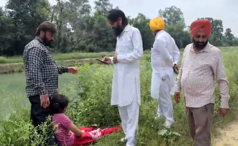 ਪਟਿਆਲਾ ’ਚ ਨਾਬਾਲਿਗ ਲੜਕੀ ਨੇ ਨਹਿਰ ’ਚ ਮਾਰੀ ਛਾਲ; ਸਰਦਾਰ ਨੇ ਪੱਗ ਉਤਾਰ ਕੇ ਕੁੜੀ ਨੂੰ ਕੱਢਿਆ ਬਾਹਰ; ਪਿਉ ਦਾ ਮੋਟਰ ਸਾਇਕਲ ਲੈ ਕੇ ਨਹਿਰ ਤੇ ਪਹੁੰਚੀ ਸੀ ਕੁੜੀ