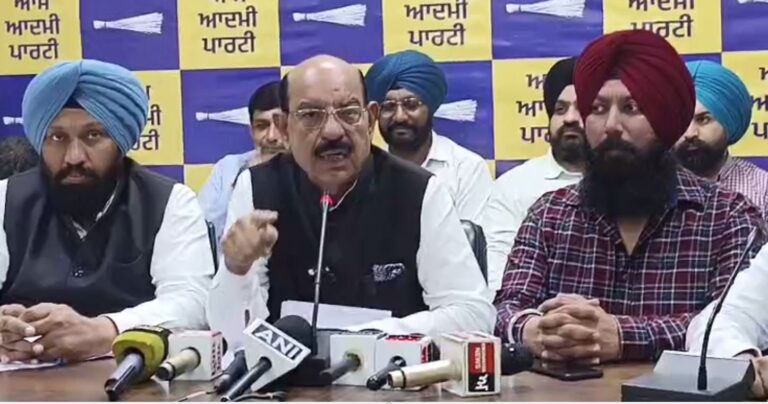 ਜਲੰਧਰ ’ਚ ਕੈਬਨਿਟ ਮੰਤਰੀ ਮਹਿੰਦਰ ਭਗਤ ਦਾ ਭਾਜਪਾ ’ਤੇ ਹਮਲਾ; 55 ਲੱਖ ਲੋਕਾਂ ਤੋਂ ਰਾਸ਼ਨ ਖੋਹਣ ਦੀ ਨਿੰਦਾ; ਕਿਹਾ, ਗਰੀਬਾਂ ਦੇ ਰਾਸ਼ਨ ਦੀ ਲੁੱਟ ਬਰਦਾਸ਼ਤ ਨਹੀਂ ਕਰੇਗੀ ਸਰਕਾਰ