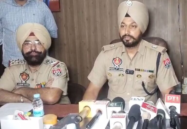 ਅੰਮ੍ਰਿਤਸਰ ਪੁਲਿਸ ਨੇ ਸੁਲਝਾਇਆ ਨੌਜਵਾਨ ਦੇ ਕਤਲ ਦਾ ਮਾਮਲਾ; ਪੁਲਿਸ ਨੇ 4 ਦੋਸ਼ੀਆਂ ਨੂੰ ਗ੍ਰਿਫਤਾਰ ਕਰ ਕੇ ਜਾਂਚ ਕੀਤੀ ਸ਼ੁਰੂ; ਤੰਤਰ ਵਿੱਦਿਆ ਨਾਲ ਇਲਾਜ ਦੇ ਚਲਦਿਆਂ ਕਤਲ ਹੋਣ ਦਾ ਖੁਲਾਸਾ