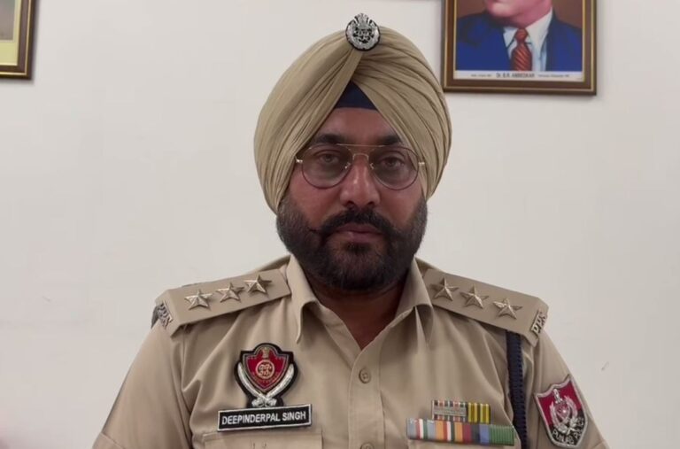 ਸੰਗਰੂਰ ਦੇ ਲੌਂਗੋਵਾਲ ਸਕੂਲ ’ਚ ਦੋ ਬੱਚੇ ਲਾਪਤਾ; ਸਕੂਲ ਲੇਟ ਪਹੁੰਚਣ ਤੋਂ ਬਾਅਦ ਹੋਏ ਸੀ ਫਰਾਰ; ਪੁਲਿਸ ਨੇ ਬੱਚਿਆਂ ਨੂੰ ਲੱਭ ਕੇ ਕੀਤਾ ਵਾਰਿਸਾਂ ਹਵਾਲੇ
