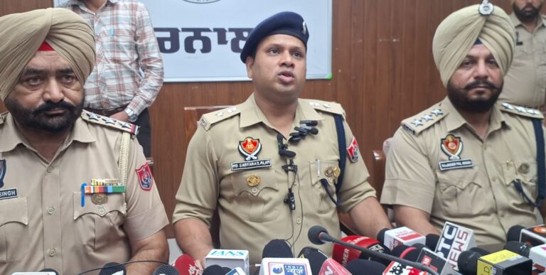 ਬਰਨਾਲਾ ਪੁਲਿਸ ਵੱਲੋਂ 5 ਕਿੱਲੋ ਅਫੀਮ ਸਮੇਤ ਦੋ ਗ੍ਰਿਫਤਾਰ;  ਬਾਹਰਲੇ ਸੂਬਿਆਂ ਤੋਂ ਅਫੀਮ ਲਿਆ ਕੇ ਕਰਦੇ ਸੀ ਸਪਲਾਈ