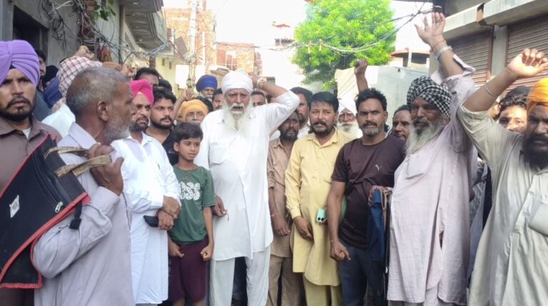 ਬਰਨਾਲਾ ’ਚ ਘਰ ਦੀ ਛੱਤ ਡਿੱਗਣ ਕਾਰਨ ਇਕ ਮੌਤ, ਚਾਰ ਜ਼ਖਮੀ; ਘਰ ਦੇ ਮੁਖੀਏ ਦੇ ਮੌਤ, ਪਤਨੀ ਸਮੇਤ ਤਿੰਨ ਬੱਚੇ ਜ਼ਖਮੀ