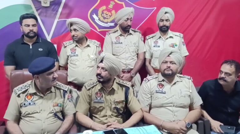 ਸੰਗਰੂਰ ਪੁਲਿਸ ਵੱਲੋਂ ਸ਼ਰਾਬ ਤਸਕਰੀ ਦਾ ਪਰਦਾਫਾਸ਼; ਤੇਲ ਟੈਂਕਰ ’ਚ ਤਹਿਖਾਨਾ ਬਣਾ ਕੇ ਲੁਕਾਈ ਸੀ ਸ਼ਰਾਬ; ਬਰਾਮਦ ਹੋਈਆਂ ਸ਼ਰਾਬ ਦੀਆਂ 41 ਪੇਟੀਆਂ