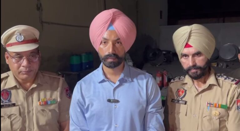 ਬਰਨਾਲਾ ’ਚ ਲੰਗਰ ਹਾਲ ਅੰਦਰ ਅੱਗ ਲੱਗਣ ਨਾਲ 15 ਜਣੇ ਝੁਲਸੇ; 6 ਲੋਕਾਂ ਦੀ ਹਾਲਤ ਗੰਭੀਰ, ਪੁਲਿਸ ਕਰ ਰਹੀ ਜਾਂਚ; ਮੁੱਖ ਮੰਤਰੀ ਮਾਨ ਨੇ ਘਟਨਾ ਨੂੰ ਲੈ ਕੇ ਪ੍ਰਗਟਾਇਆ ਦੁੱਖ
