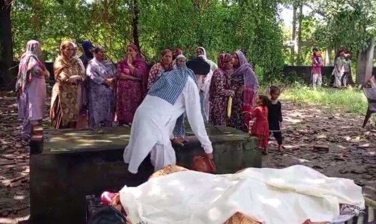 ਤਰਨ ਤਾਰਨ ’ਚ ਨਸ਼ੇ ਦੀ ਭੇਂਟ ਚੜ੍ਹੇ ਦੋ ਸਕੇ ਭਰਾ; ਪਿੰਡ ਜਾਮਾਰਾਏ ਦੀ ਘਟਨਾ, ਲੋਕਾਂ ਨੇ ਚੁੱਕੇ ਸਵਾਲ